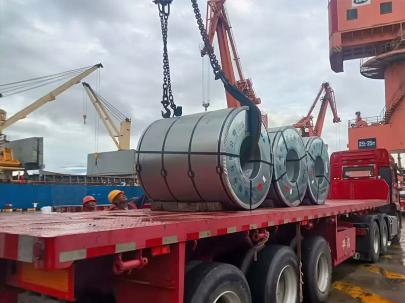 Picture of galvanized coil during shipment